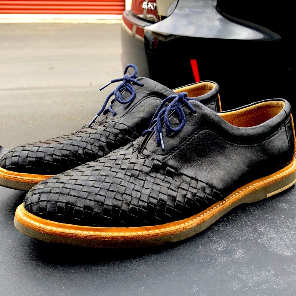 THOROCRAFT N1270* 'Ross' Black woven Oxford Size 46/12US